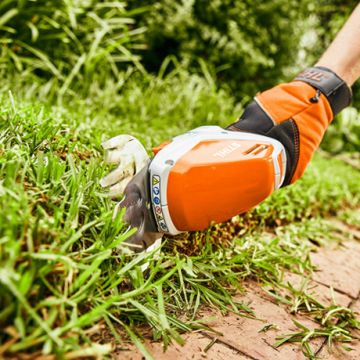 Podador de Arbustos a Bateria HSA 26 STIHL